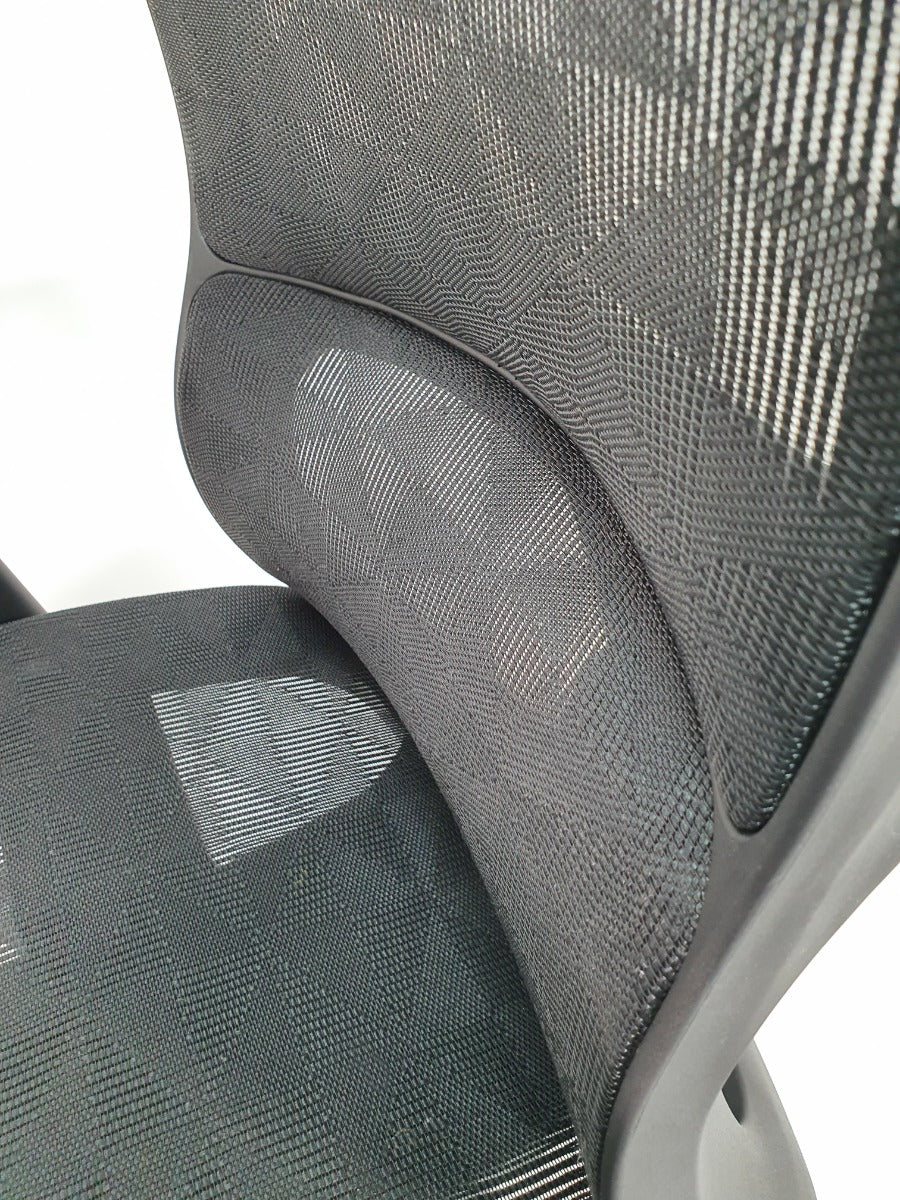 Black Mesh Ergonomic Office Chair - UG-A8
